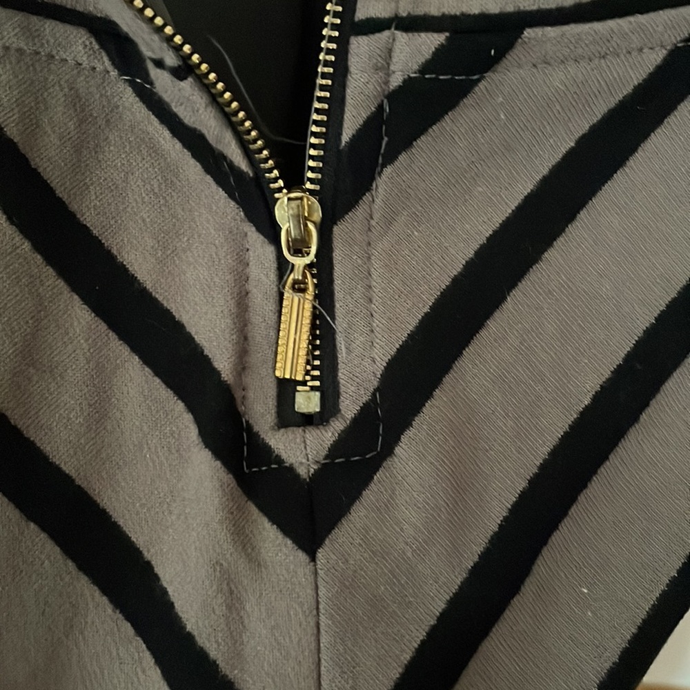 NEW with tags Ark & Co fabulous dress size small. Stunning!! - Picture 8 of 10